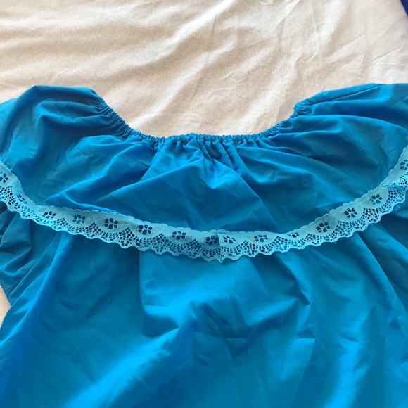 Mexican traditional off the shoulder shirt - Picture 5 of 5